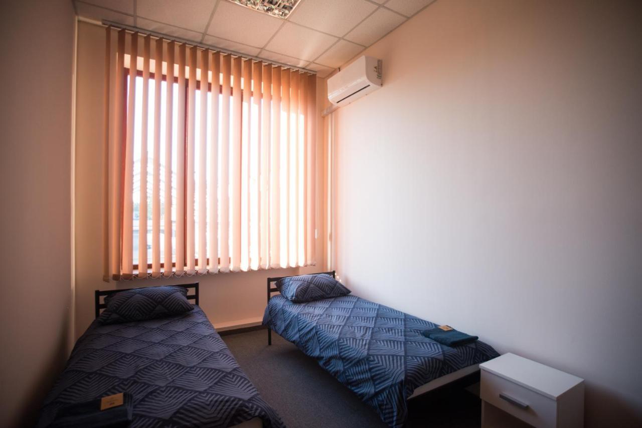 Si-Yo Hostel Użhorod Zewnętrze zdjęcie