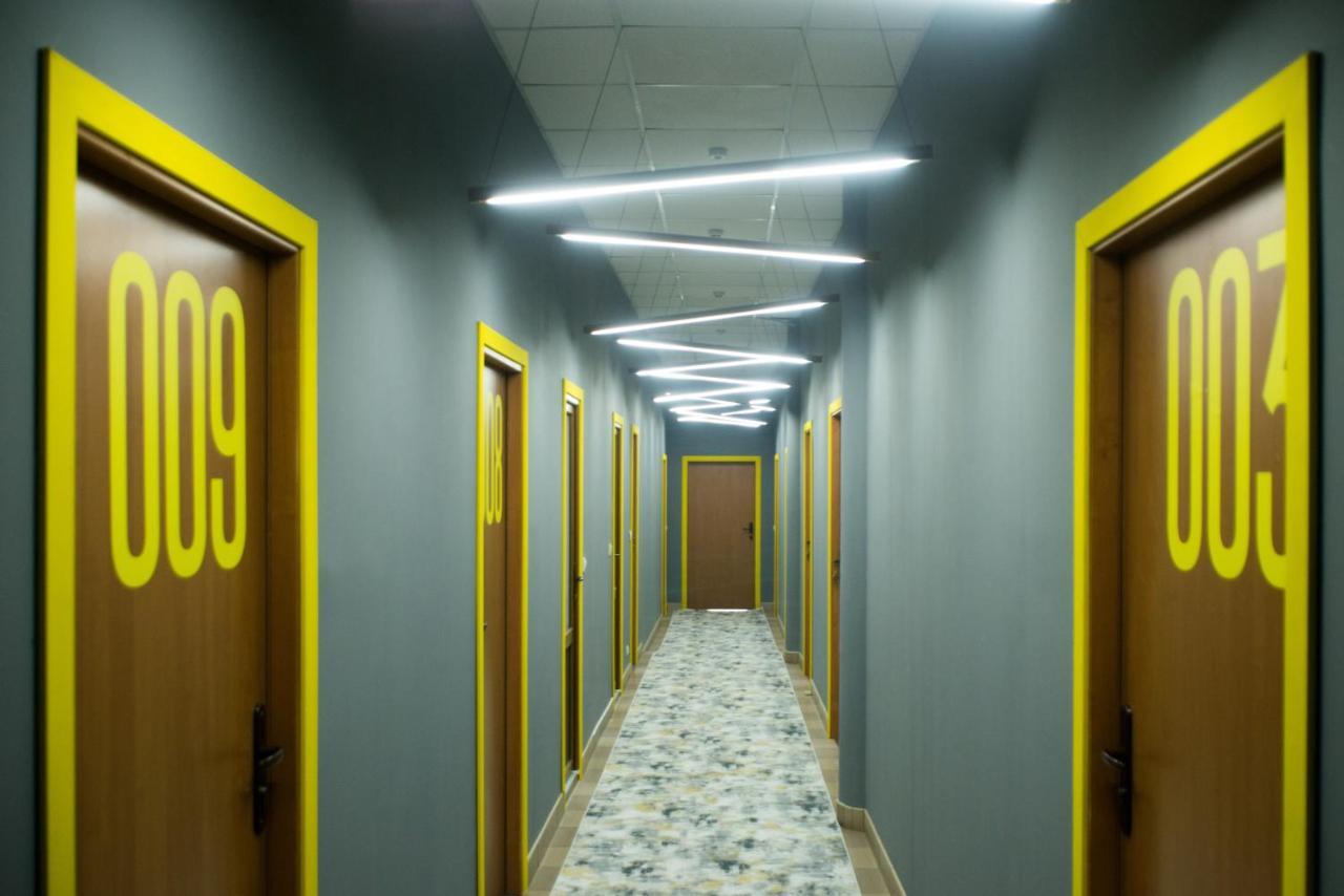 Si-Yo Hostel Użhorod Zewnętrze zdjęcie