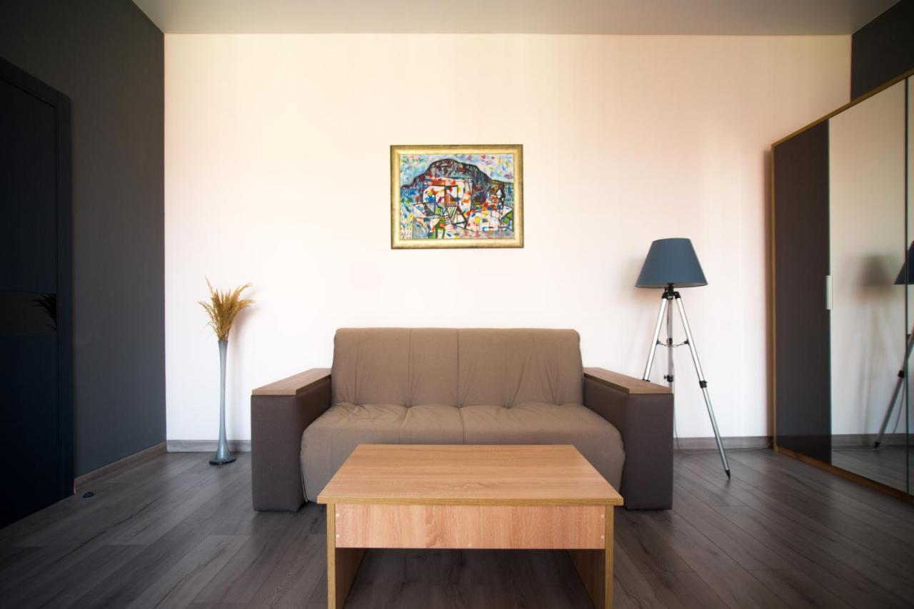 Si-Yo Hostel Użhorod Zewnętrze zdjęcie